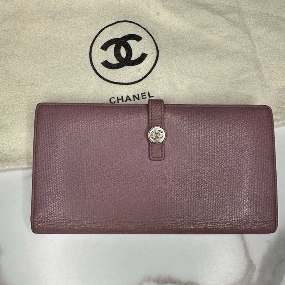 Chanel lilac long wallet - Picture 1 of 9